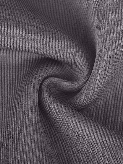 Mono sin costuras que moldea la cintura y el abdomen, levanta los glúteos y da soporte al busto.