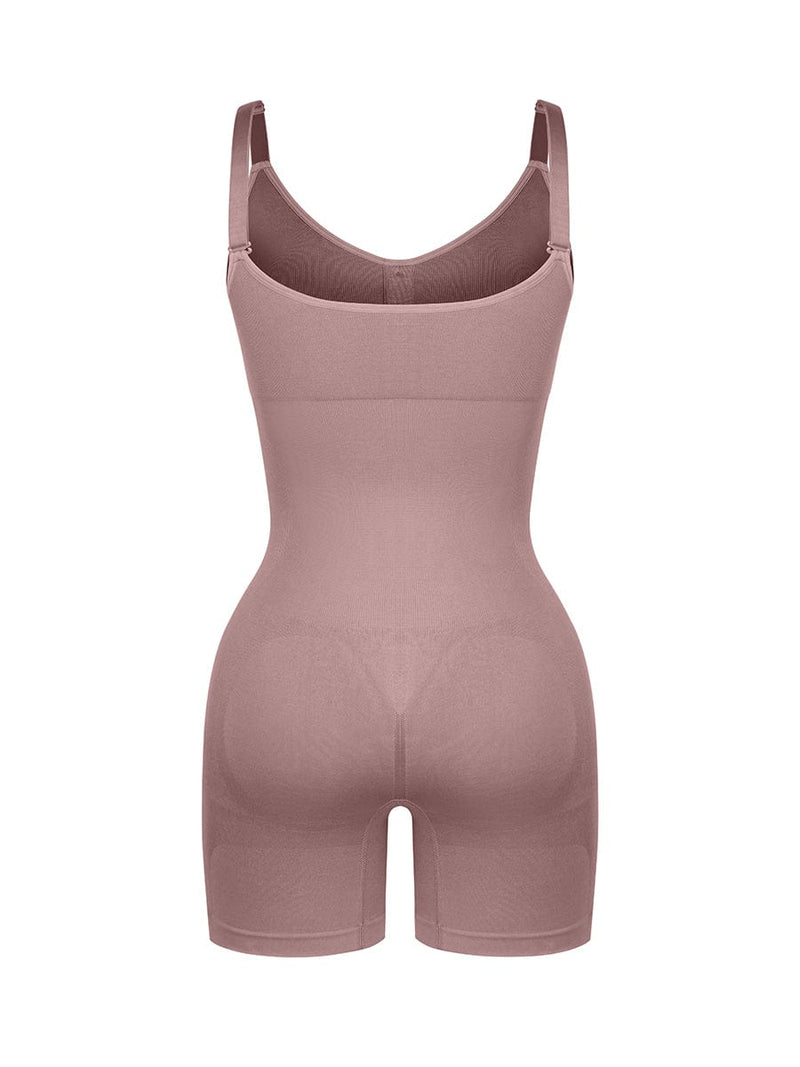 Mono sin costuras que moldea la cintura y el abdomen, levanta los glúteos y da soporte al busto.