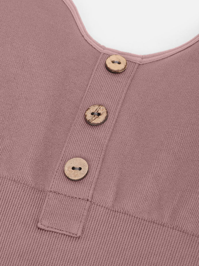 Mono sin costuras que moldea la cintura y el abdomen, levanta los glúteos y da soporte al busto.